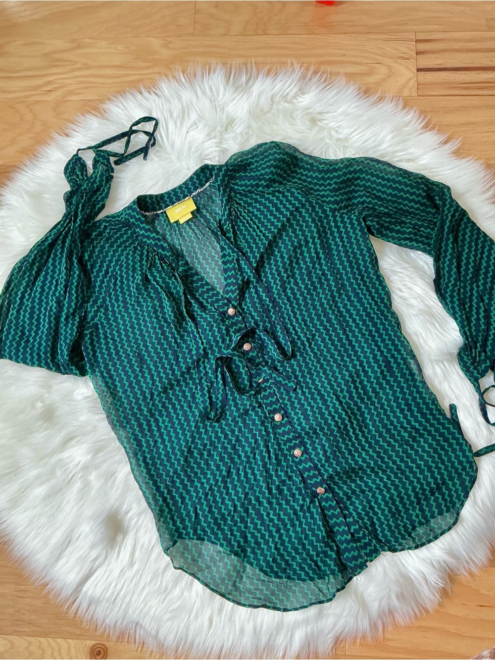 Maeve Della Green & Navy Chevron Sheer Button Down Blouse Size XS